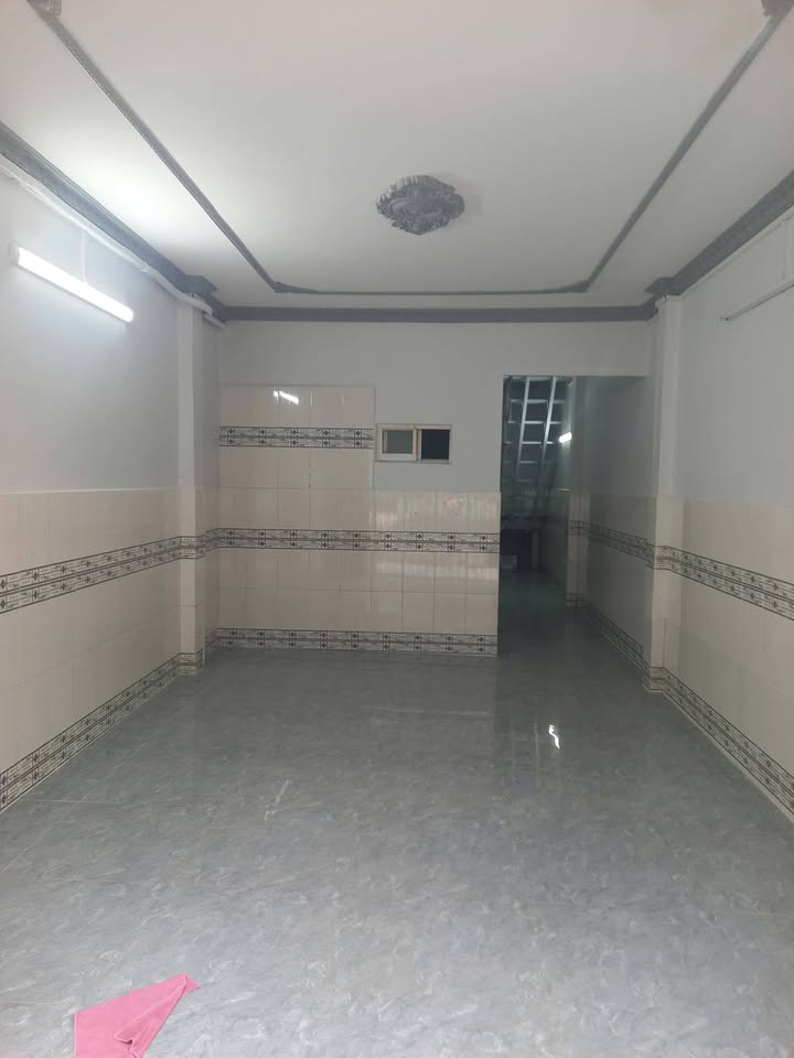 Nhà nguyên căn Huỳnh Tấn Phát, Nhà Bè 35m² - Sẵn sàng ở ngay!