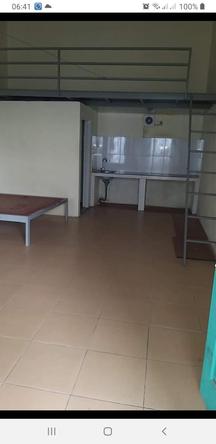 Nhà 30m² Dốc Số 2, Giếng Đáy - Ô tô tận cửa, Giá 1.6 triệu/tháng