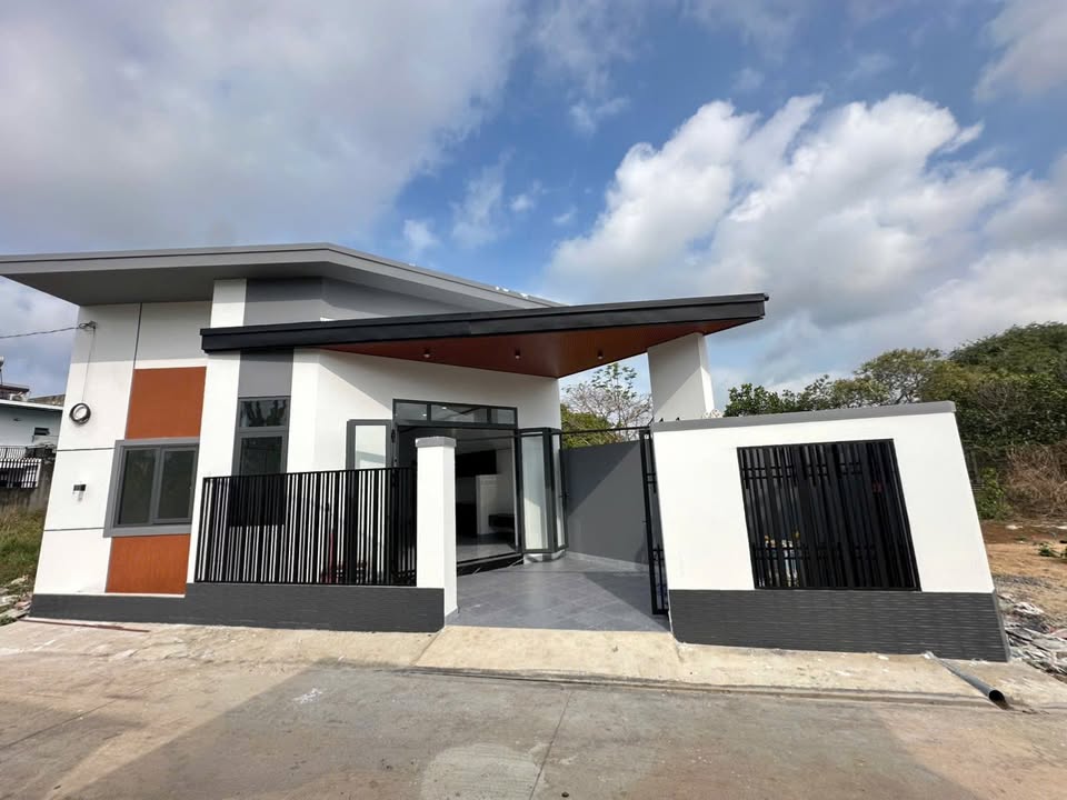 Nhà Riêng Phú Bình, Long Khánh 260m² - Sổ đỏ chính chủ!