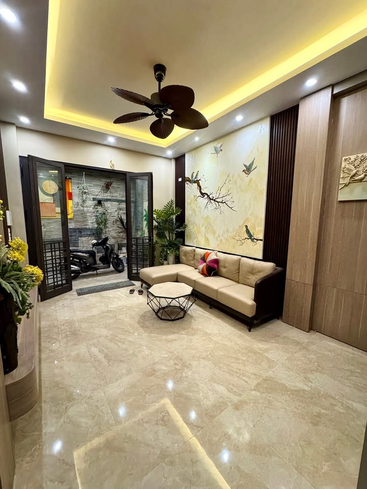 Nhà riêng Bồ Đề, Long Biên 9 tỷ - Chính chủ bán, sẵn sàng ở ngay