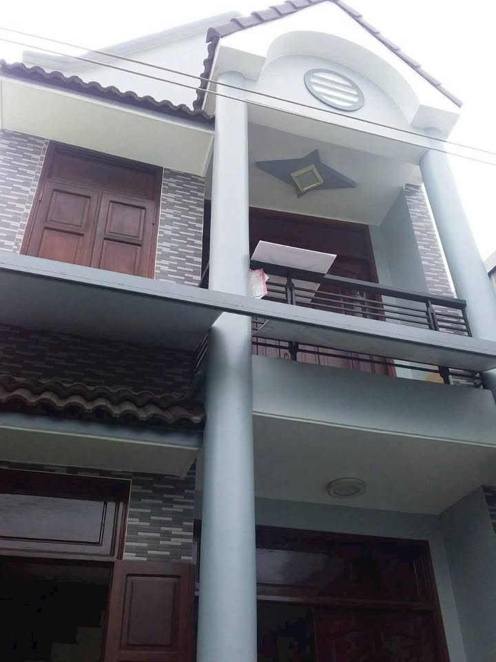 Cho thuê nhà 1 trệt 1 lầu 112m² Bình Khánh, Long Xuyên - Giá 3 triệu/tháng