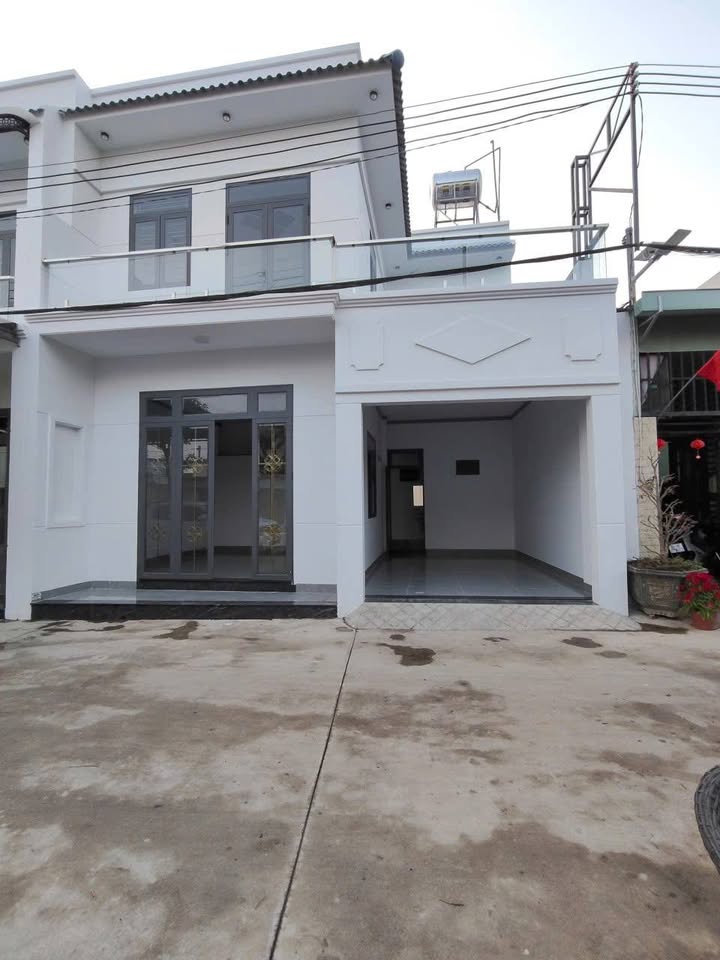 Nhà Trảng Bom 80m² 2.099 tỷ - Sổ hồng sẵn, ô tô vào tận nhà!