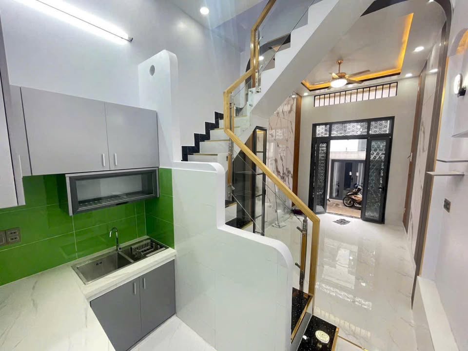 Nhà hẻm Hồng Bàng Q6 29m² chỉ 4 tỷ - Giá tốt hiếm có, Sổ hồng sẵn!