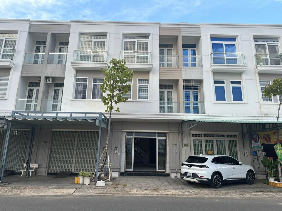 Nhà riêng A2 Đường 11 Rạch Giá 100m² - Hoàn thiện mới, sẵn sàng ở ngay!