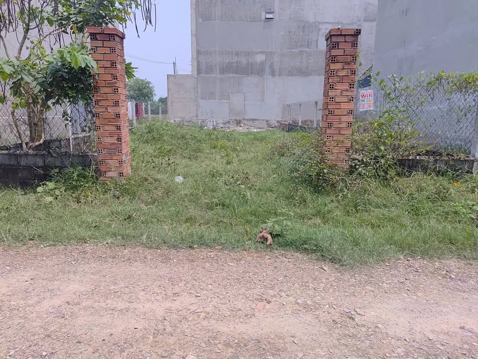 Đất hai mặt tiền Tân Phú Trung Củ Chi 280m² - Sổ đỏ chính chủ