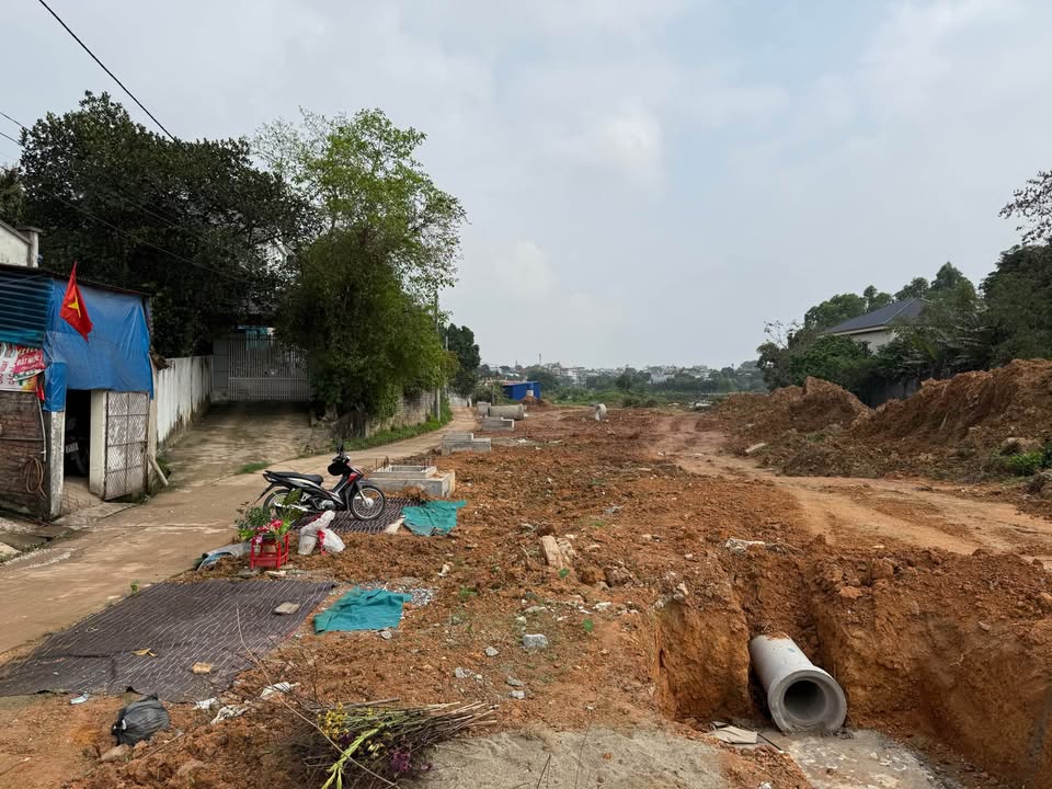 Bán Đất Đồi 100m² Phường Trung Thành, Phổ Yên - Thế Đất Cao Thoáng, Sẵn Sổ