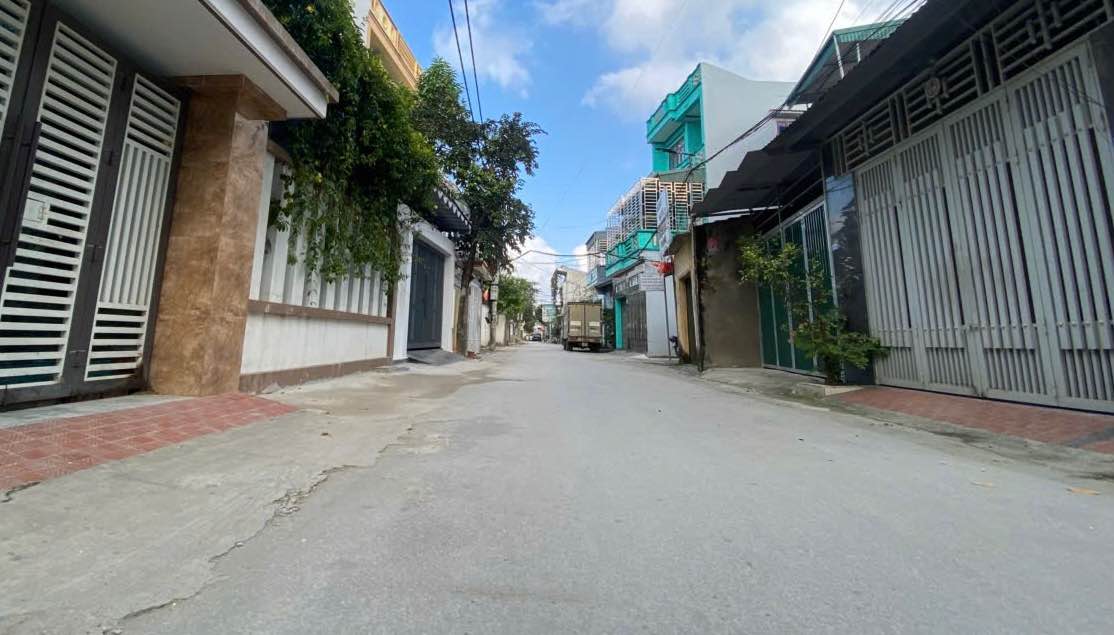 Đất nền Thanh Hoá 202m² - Sổ đỏ chính chủ, ô tô vào tận nơi!