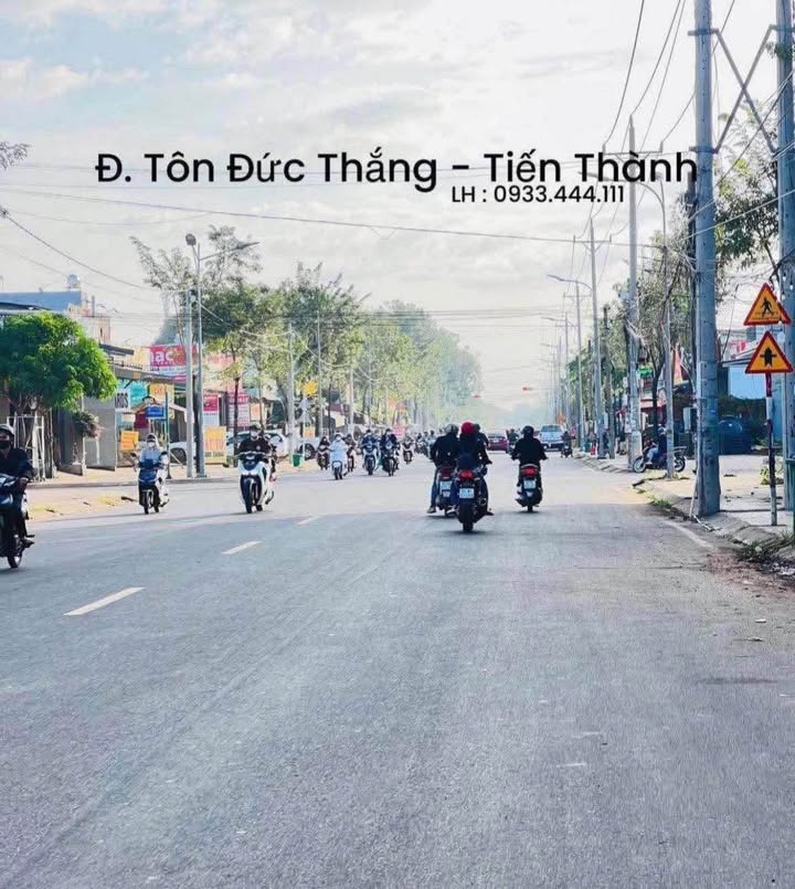 Nhà phố Tân Đồng Đồng Xoài 290m² - Mặt tiền kinh doanh