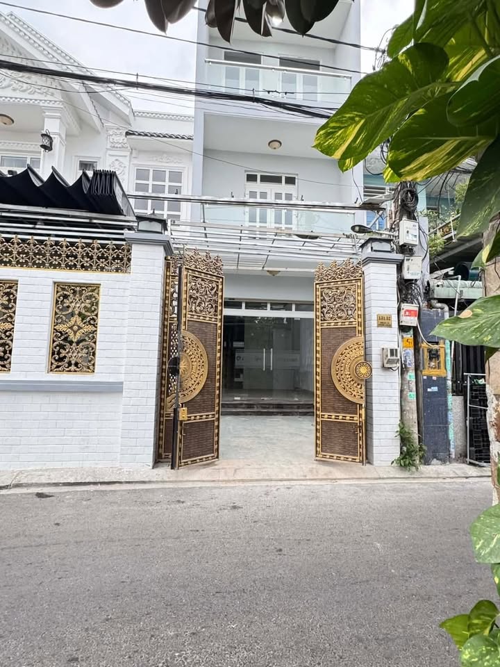 Nhà 4PN 72m² Linh Xuân - Giá 15 Triệu/Tháng - Lý Tưởng Cho Sinh Viên