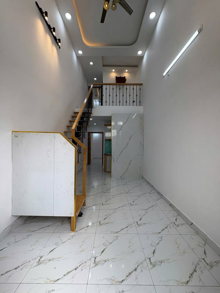 Nhà 30m² Tân Tạo, Bình Tân - 1.73 Tỷ, Sổ Hồng, Xe Hơi Vào Cổng