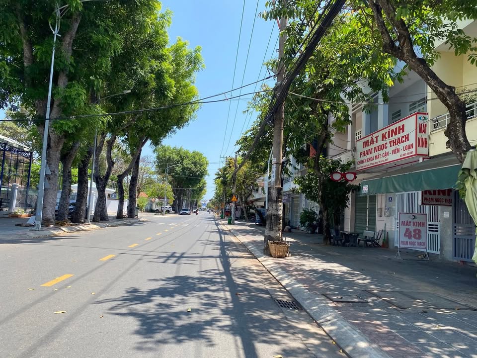 Bán Đất Góc 2 Mặt Tiền Phạm Ngọc Thạch, TP Bà Rịa - Kinh Doanh Đắc Lợi