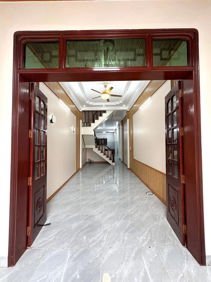 Nhà 3 Tầng Ngô Từ, Lam Sơn - 65m² Sổ Đỏ Sẵn Sàng - Chính Chủ