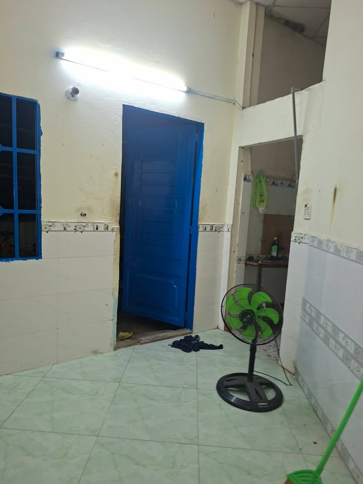 Cho thuê phòng Hẻm Đình Thới, Bình Chánh - Giá tốt, dọn vào ở ngay!