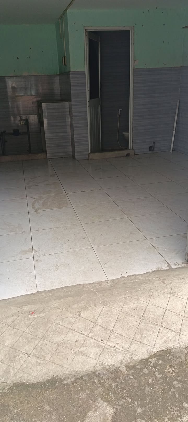 Phòng Trọ Gác Lửng Giá 2 Triệu/Tháng Tại P. Đông Vệ, TP. Thanh Hóa - Sẵn Sàng Dọn Vào