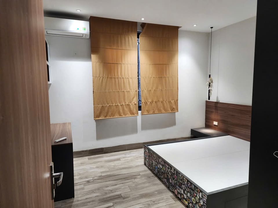 Nhà nguyên căn Khu 918 Phúc Đồng 80m² giá 10 triệu - Full nội thất sẵn ở