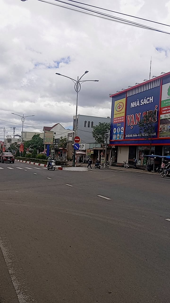 Mặt bằng 74 Tôn Đức Thắng, Pleiku 336m² - Vị trí đắc địa, kinh doanh phát đạt!