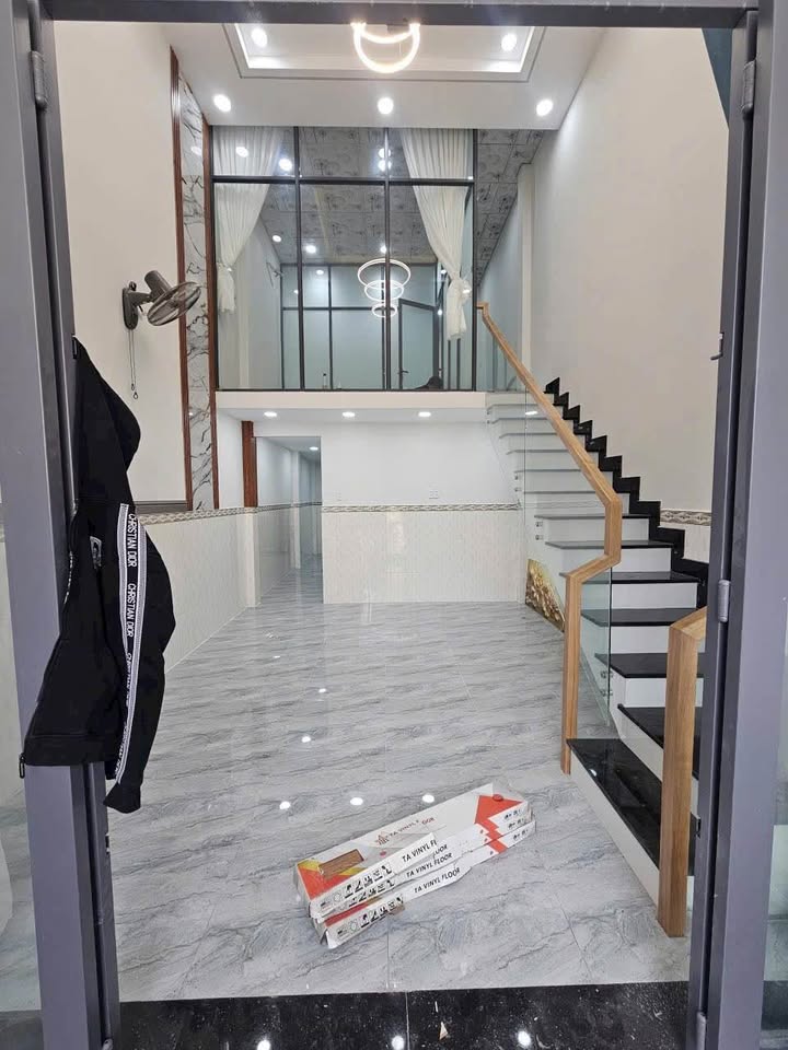 Nhà 1 Trệt 1 Lửng 56m² Quận 8 - Hẻm 4m Thông Thoáng - Giá 2.2 Tỷ