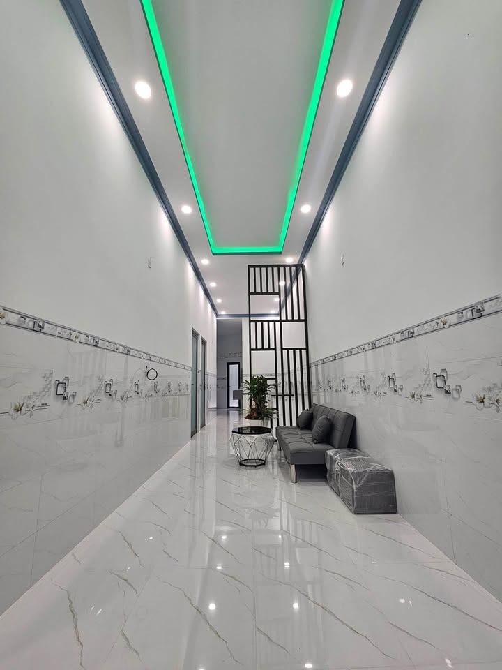 Nhà Thôn Phước Tân, Nha Trang 75m² Giá 1 Tỷ XXX - Hẻm Oto Sẵn Ở