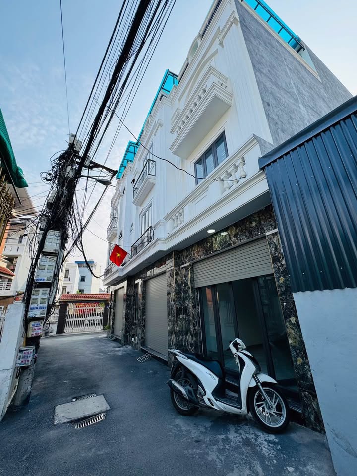Nhà 50m² 4 Tầng Ngõ Ô Tô Đằng Hải - Giá 3.3 Tỷ
