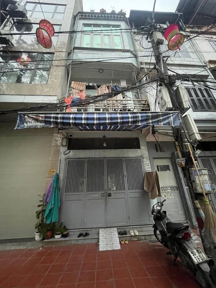 Nhà Phân Lô Đền Lừ 40m² 4 Tầng Ô Tô Đỗ Cửa - Chính Chủ 18.5 Tỷ