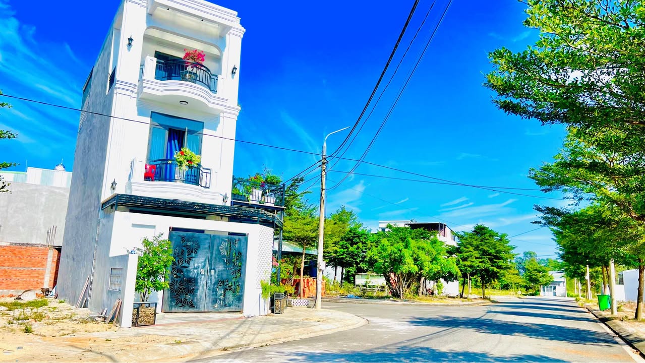 Đất nền Hội An sau ĐH FPT, từ 2.65 tỷ - Sổ hồng chính chủ!