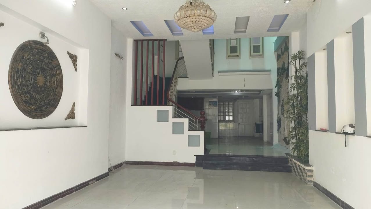 Nhà 3 Tầng Mặt Tiền Mỹ An 90m² - View Công Viên, Gần Biển Mỹ Khê