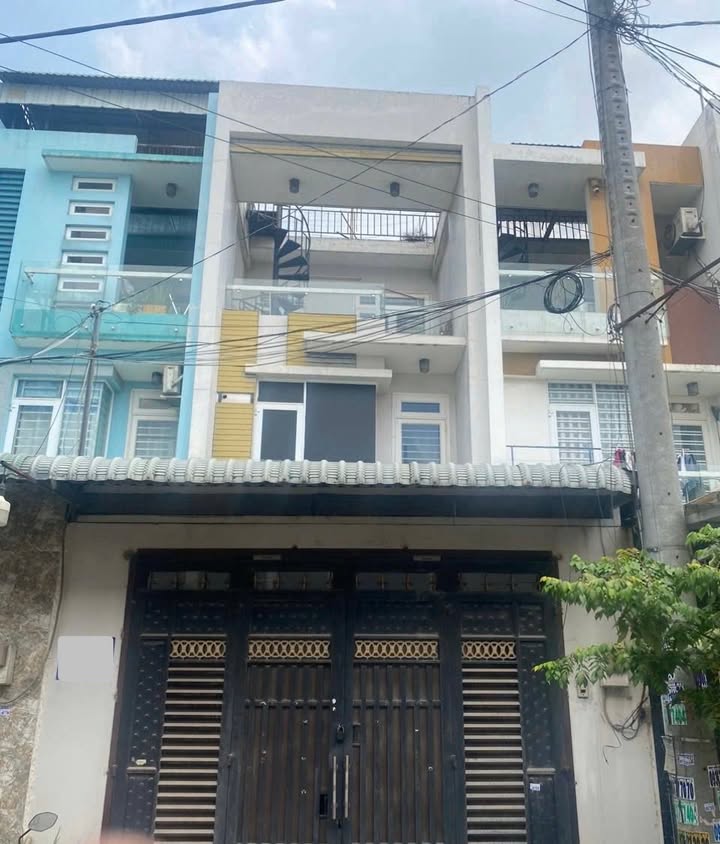 Nhà cho thuê Bình Tân 100m² giá 10 triệu - Ô tô vào tận nhà!