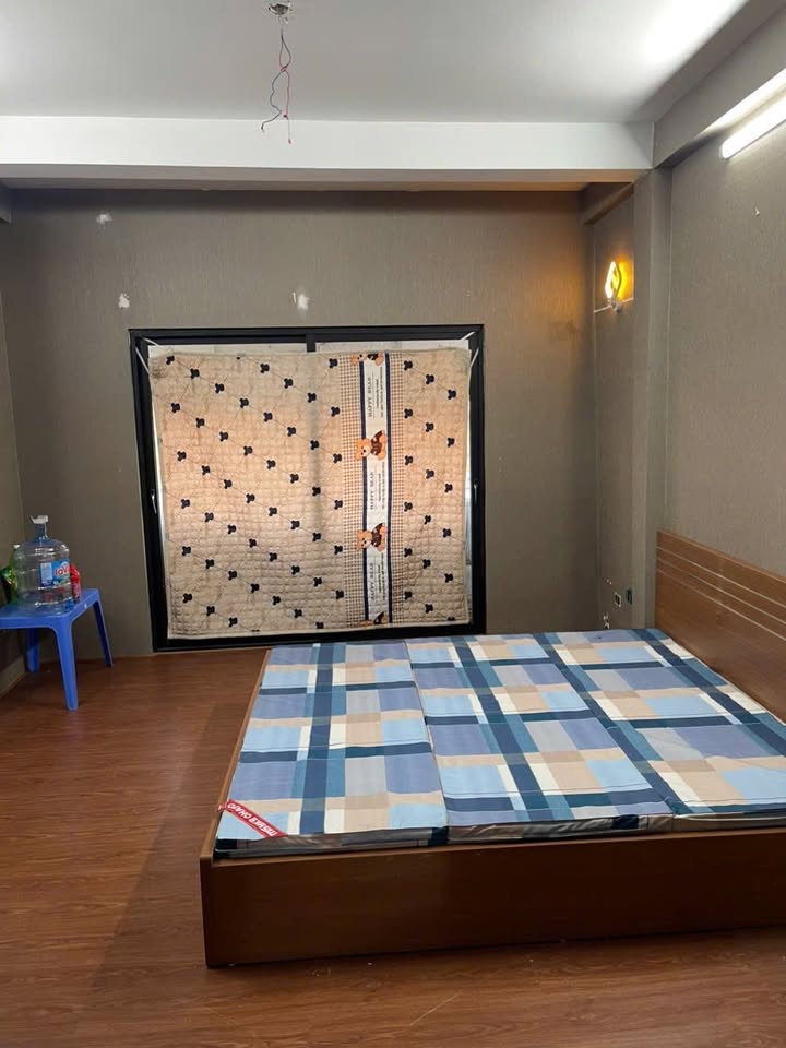 Cho thuê phòng trọ 24m² mặt đường Xã Đàn, Đống Đa - Sẵn Sàng Ở Ngay