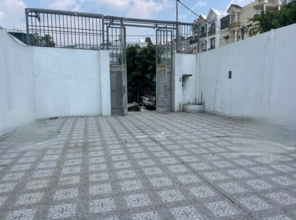 Nhà 2 Tầng Cũ 96m² Hiệp Thành, Q12 - Giá 5 Tỷ, Sẵn Sàng Xây Mới