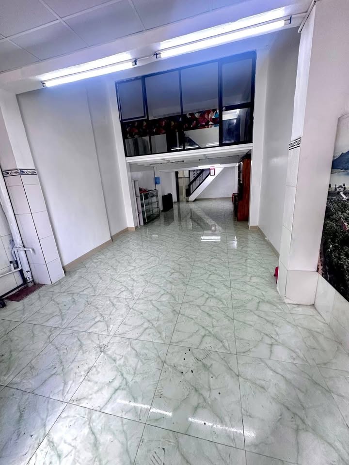 Nhà Mặt Tiền P1 Bình Thạnh 72m² - Mặt tiền kinh doanh 25 triệu/tháng