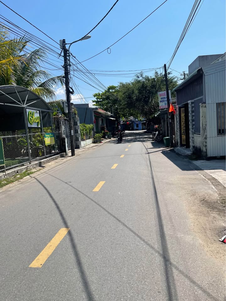 Nhà Mặt Tiền Đường Nhựa 100m² - Kinh Doanh Sầm Uất Xã Hòa Tiến, Đà Nẵng