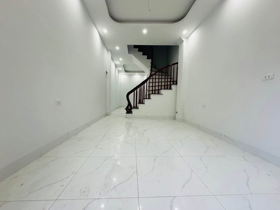 Nhà riêng Hai Bà Trưng 32m² - Sẵn sàng ở ngay!