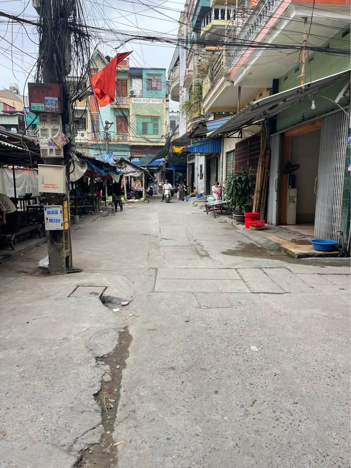 Nhà Phố Điện Biên 57m² - Mặt tiền kinh doanh, ô tô đỗ cửa!