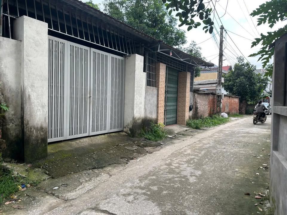 Bán Đất Tặng Nhà Phùng Chí Kiên, Phúc Yên - 132m² Thổ Cư, Giá 2.2 Tỷ