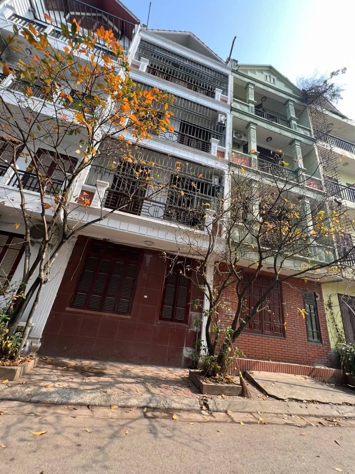 Bán nhà 5 tầng Phường La Khê, Hà Đông - 50.5m² view vườn hoa thoáng mát