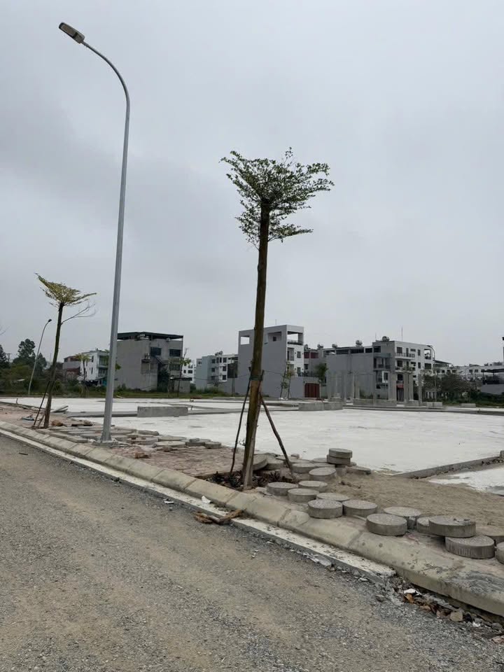 Đất nền Xuân Hoà Phúc Yên 100m² 3.3 tỷ - Sổ đỏ chính chủ