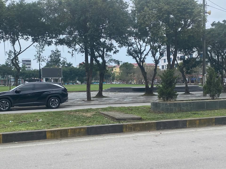 Đất Vàng 230m² Hoa Lư - 3 Mặt Tiền Kinh Doanh, 150m Phố Cổ