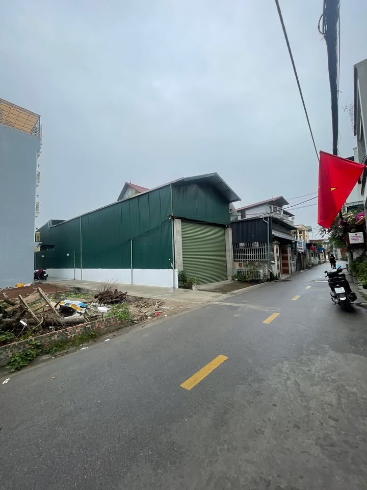 Đất Nền Đông Dư 40m² Giá 5 Tỷ - Ô Tô Đỗ Cửa, Sổ Đỏ Sẵn Sàng