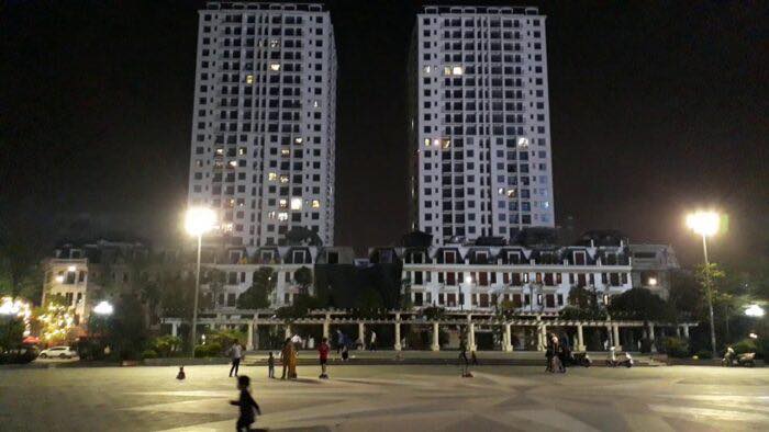 Nhà Lô Góc Mặt Phố Hoàng Minh Đạo, Long Biên - Ô Tô Vào Nhà, Giá Đầu Tư