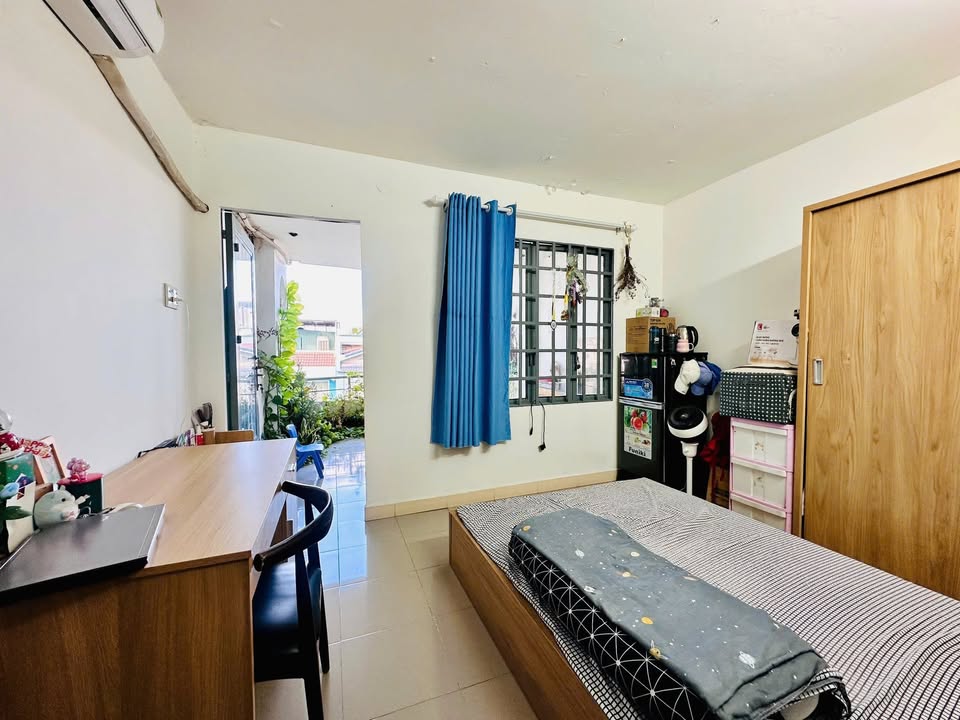 Phòng cho thuê Đường Phú Thuận, Quận 7 - Ban công rộng, sẵn sàng ở ngay!