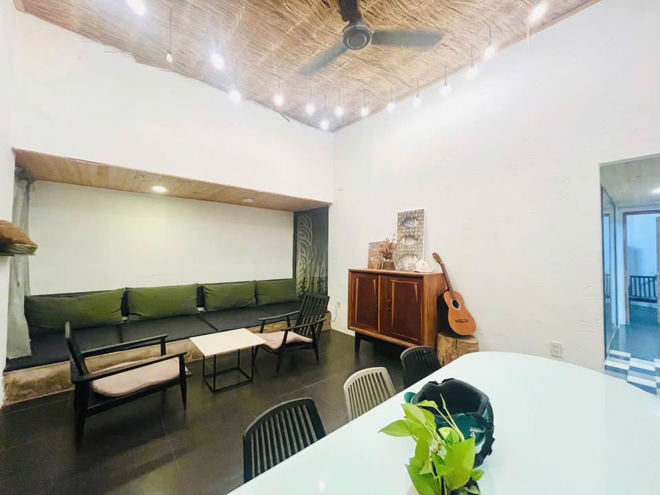 Nhà nguyên căn Vĩnh Hải 150m² 15 triệu - Sẵn sàng ở ngay