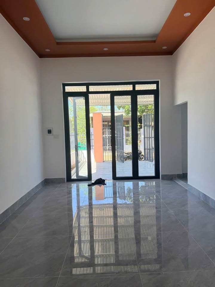 Nhà riêng Đồng Xoài 154m² – Sổ hồng sẵn, ô tô vào tận nhà!