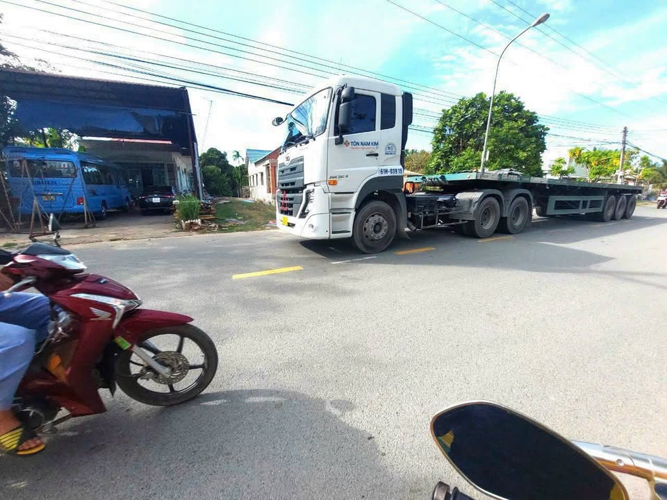 Đất Mặt Tiền Hồ Văn Mên, Thuận An - 135m², 3.99 Tỷ, Sẵn Sổ Hồng