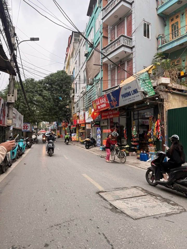 Nhà Mặt Phố Mỹ Đình 97m² - Dòng Tiền 200 Triệu/Tháng - Kinh Doanh Đỉnh Cao