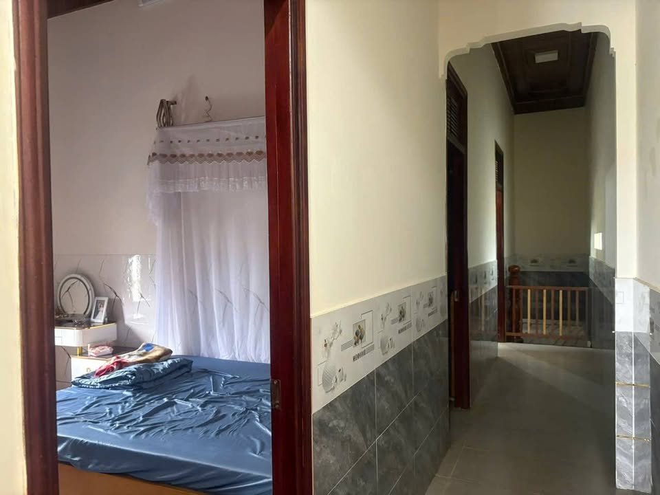 Nhà Mái Thái 500m² Mặt Tiền Trần Hưng Đạo - Giá 2.7 Tỷ