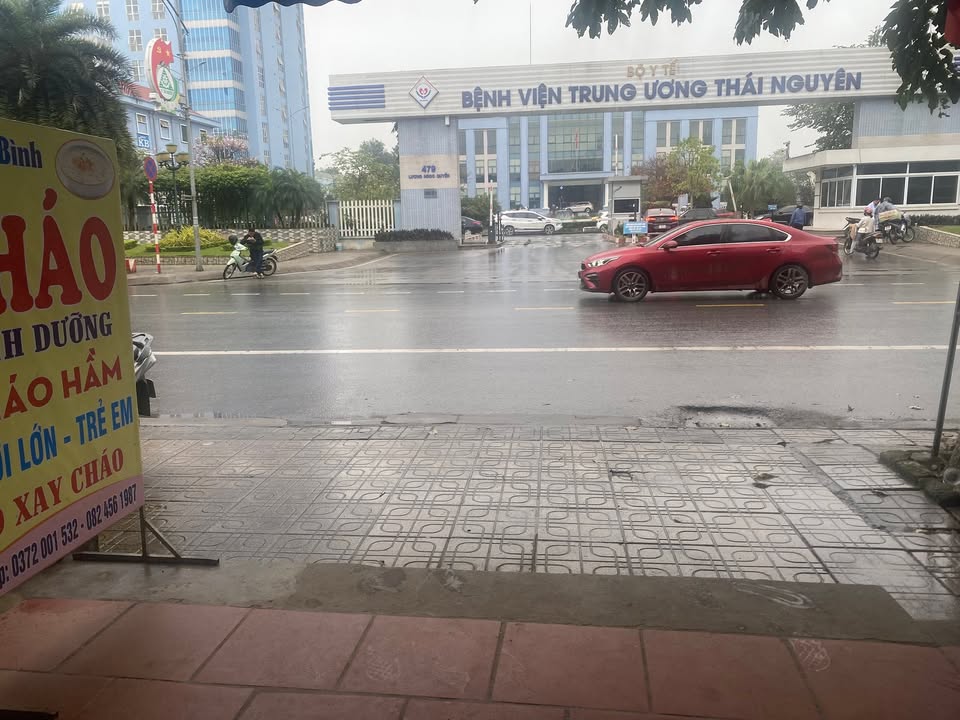 Cho thuê mặt bằng kinh doanh mặt tiền 4m, 80m² đối diện Viện Tim Thái Nguyên