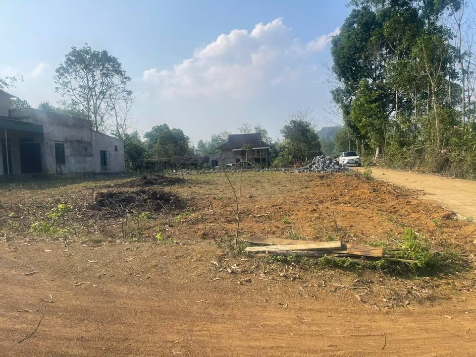 Đất nền Xóm Đình Lạc Thịnh 200-300 triệu - Đất thổ cư 100%