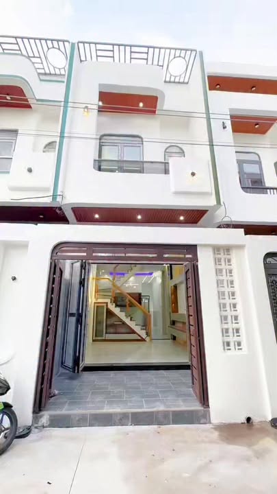 Nhà 1 Trệt 1 Lầu Tân Uyên 60m² Giá 1.58 Tỷ - Full Thổ Cư, Sẵn Sàng Đón Tết