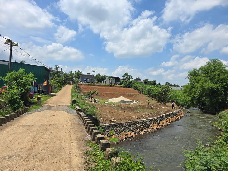 Đất Thổ Cư Buôn Đôn 150m² View Suối - Sổ Đỏ Rõ Ràng