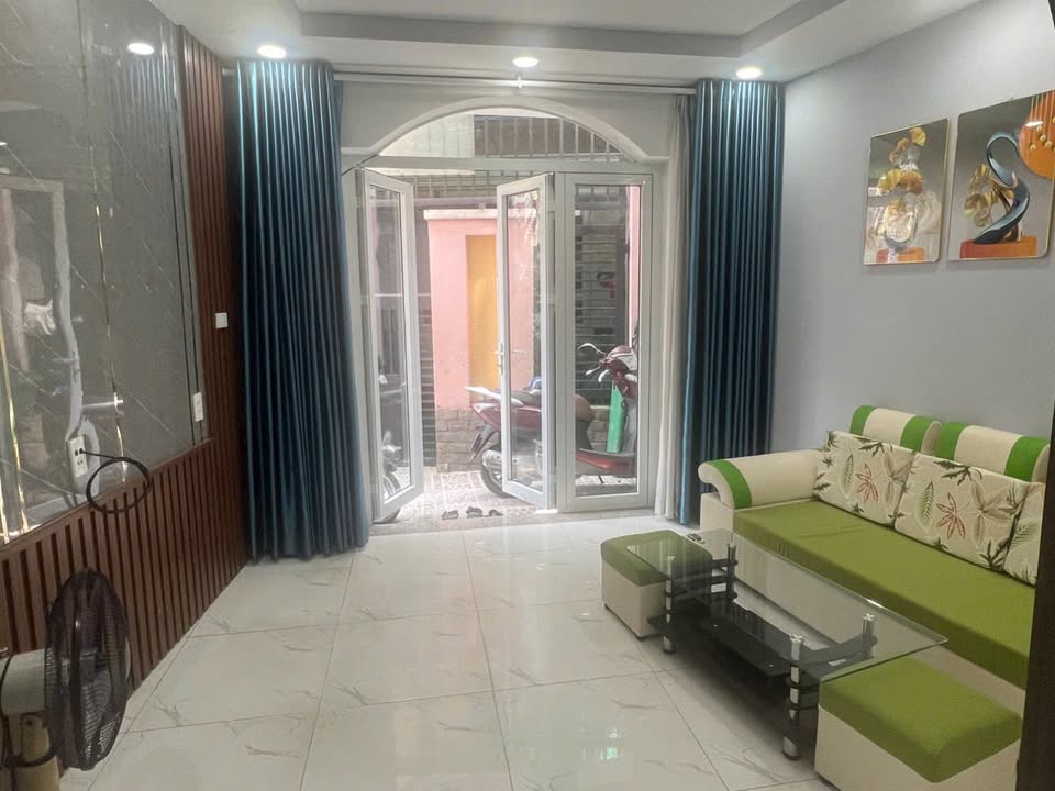 Nhà Riêng Đỗ Xuân Hợp 43m² 3.5 Tỷ - Full Nội Thất, Sẵn Sàng Ở Ngay!